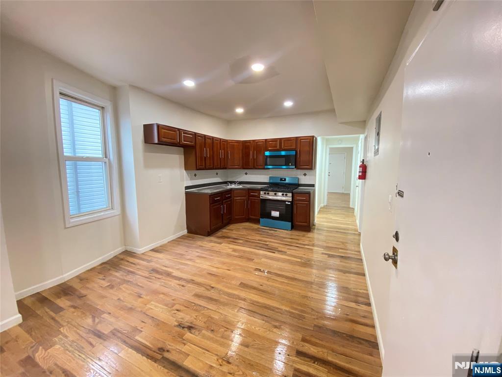 101 Hedden Terrace 2 - Photo 5