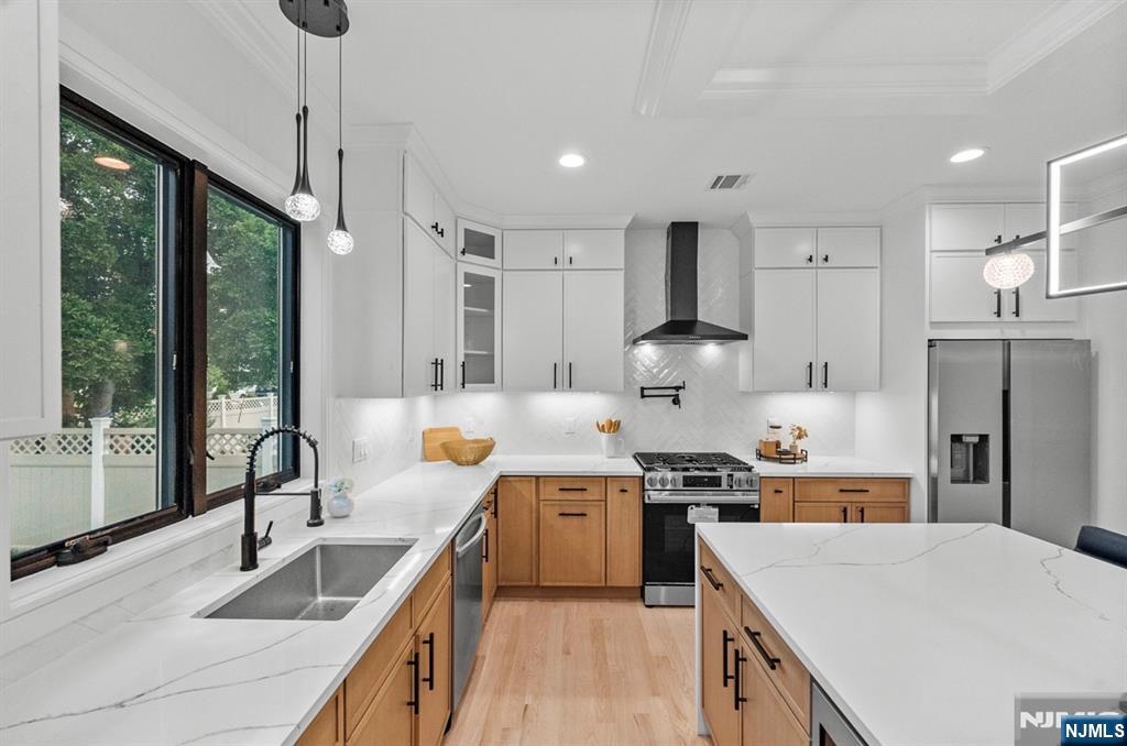 104 Highview Drive - Photo 5