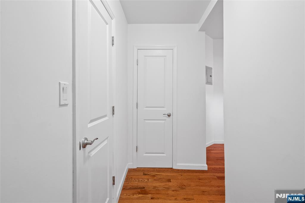 756 Brady Avenue 609 - Photo 5