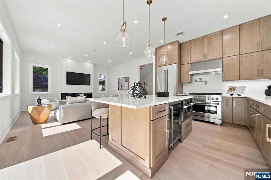 Photo 3 of Single family home for sale at 224 Riveredge Rd, Tenafly, NJ 07670 | MLS# 26033721 | Listing updated on 2026-09-15
