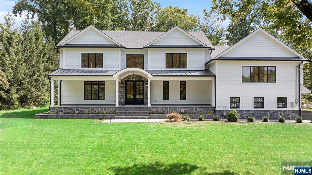 56 Clover Lane, Upper Saddle River NJ — listing photo