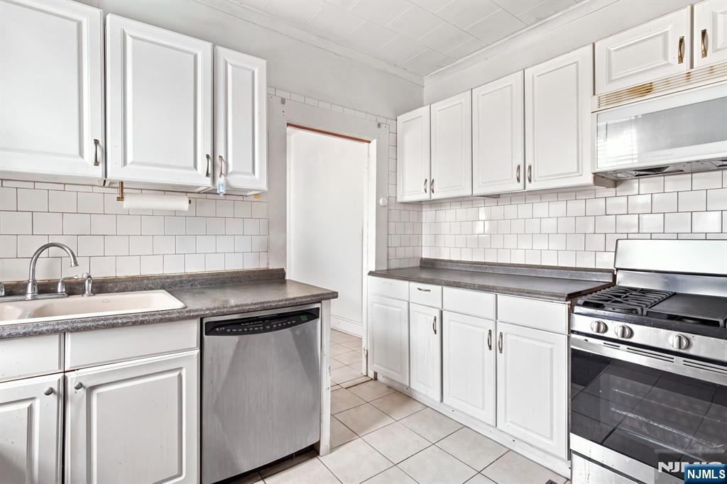 3024 Wood Avenue - Photo 5