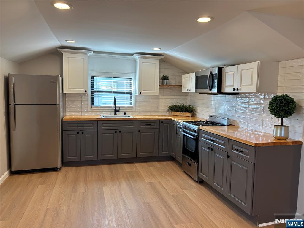 45 Fairmount Avenue 2 - Photo 4