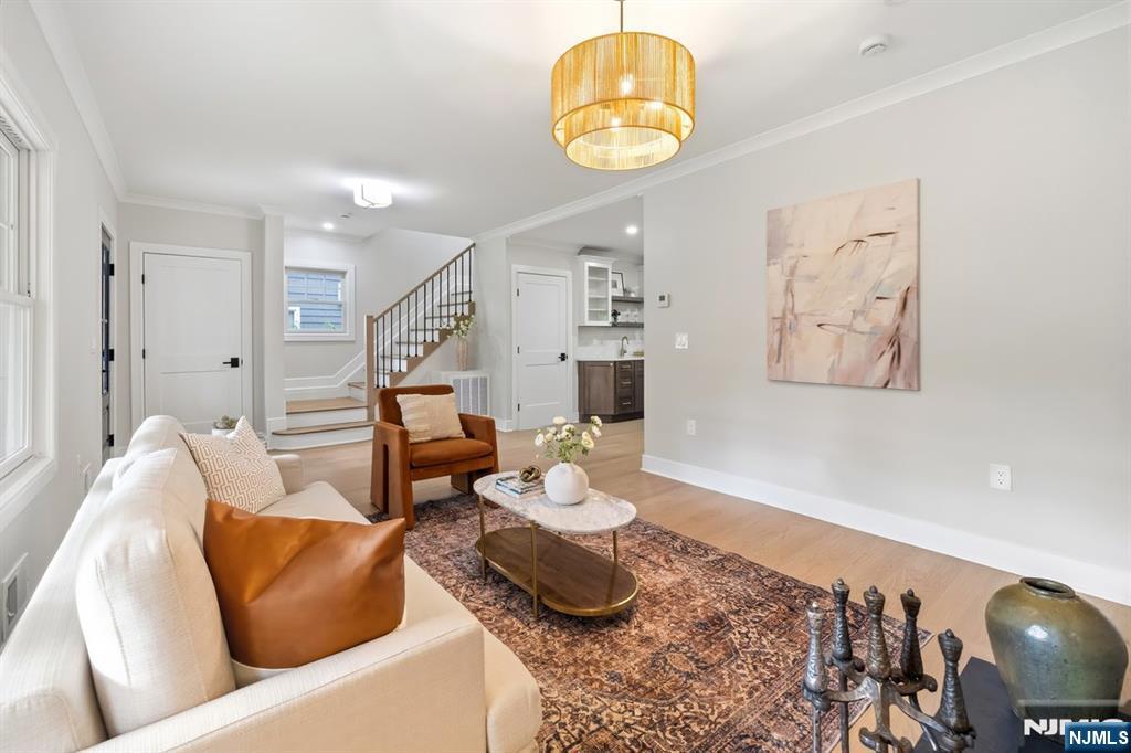 613 Hillcrest Road - Photo 5