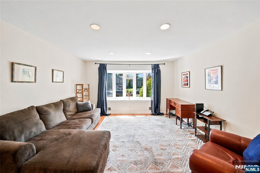 219 Morningside Road - Photo 5