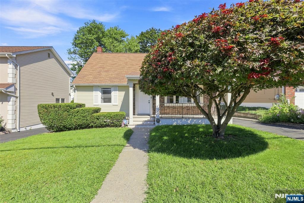 49 Falmouth Avenue