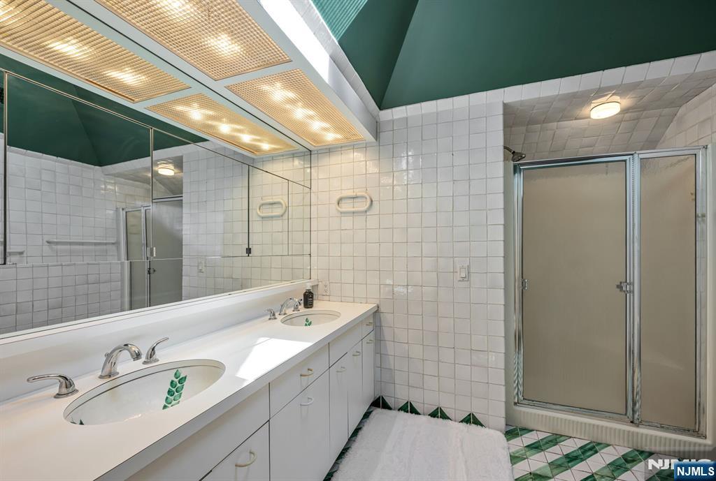 40 Mohegan Trail — photo 31
