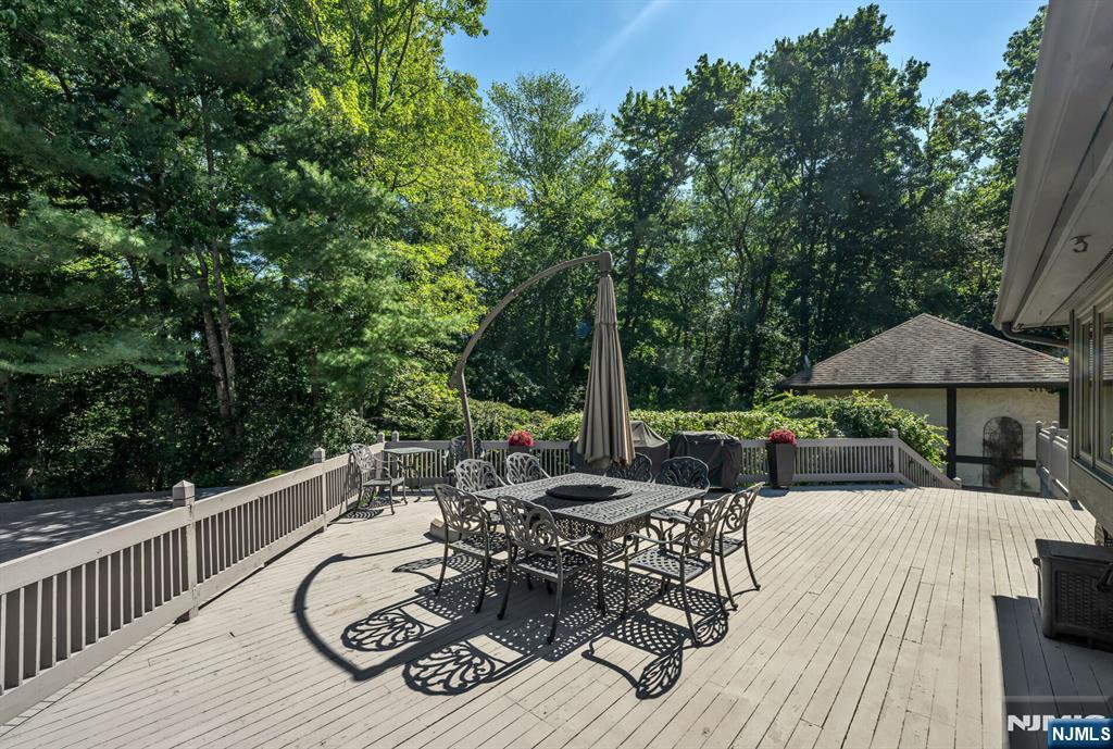 40 Mohegan Trail — photo 36
