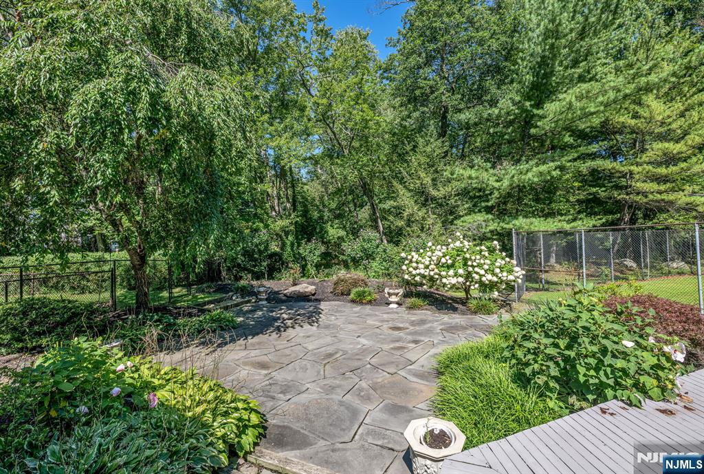 40 Mohegan Trail — photo 40
