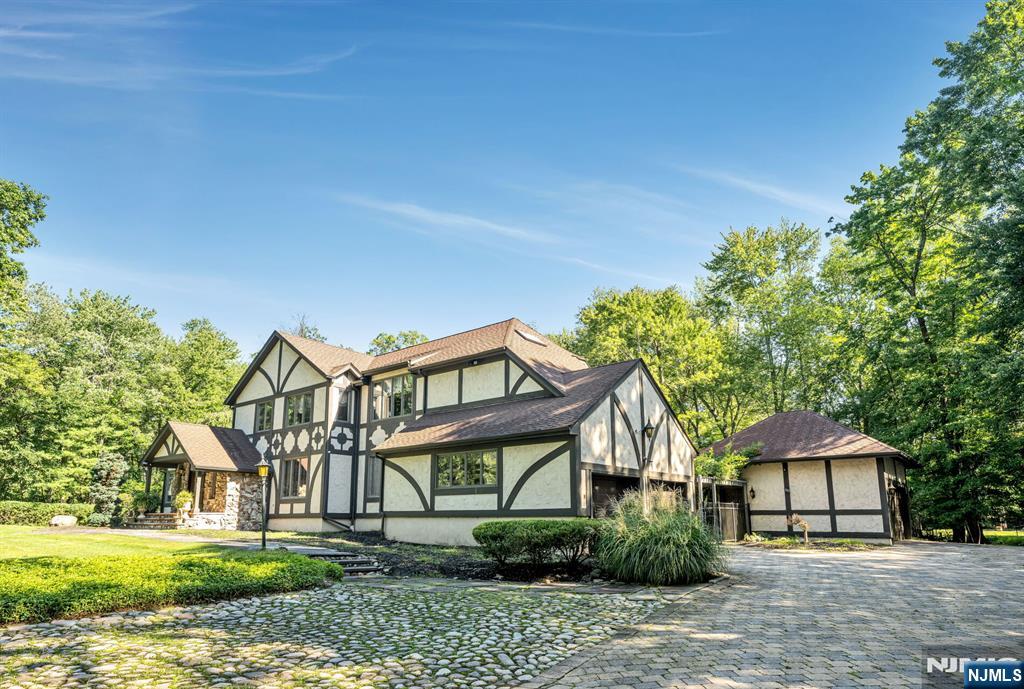 40 Mohegan Trail — photo 43