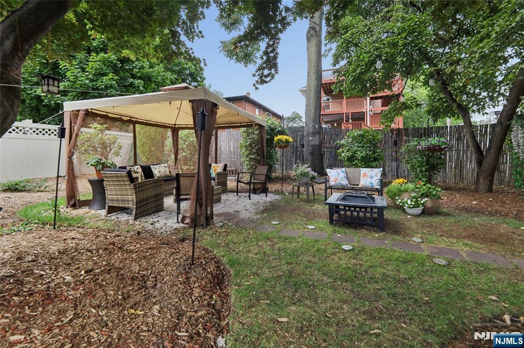 Listing Photo 5 - Condo for sale in building located at 290 Columbia Ave, Fort Lee, NJ 07024