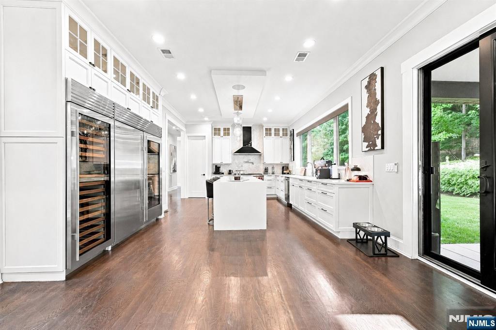 55 Kennedy Drive — photo 13