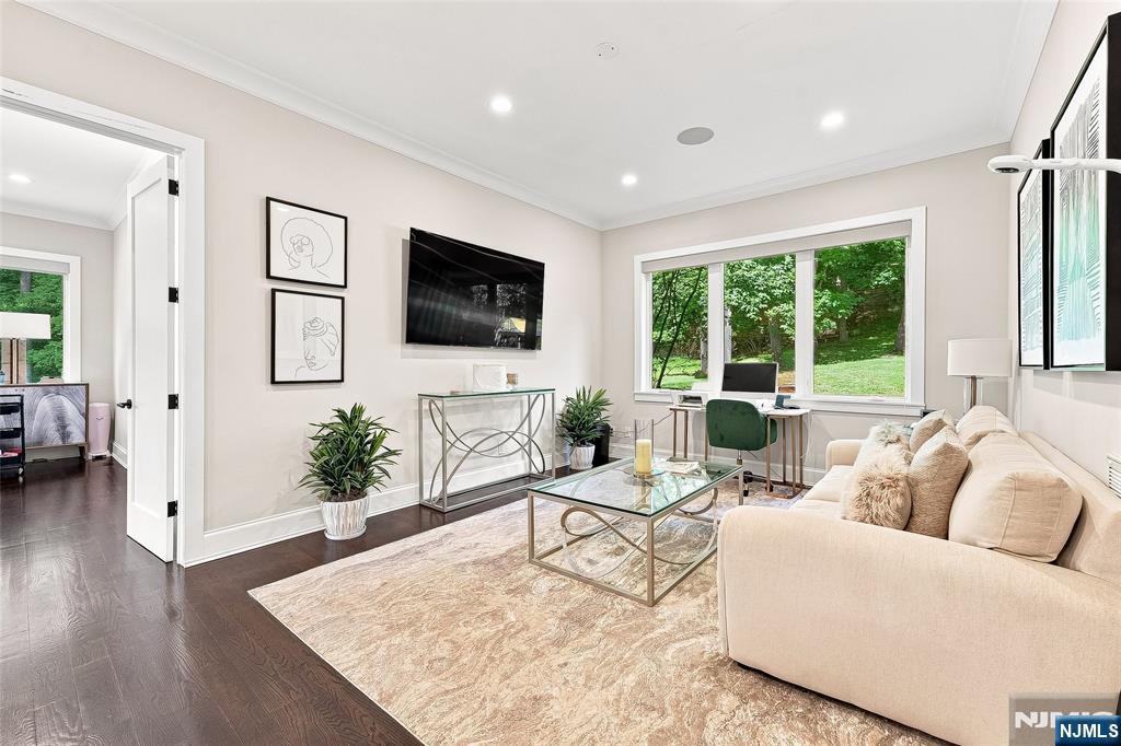 55 Kennedy Drive — photo 16