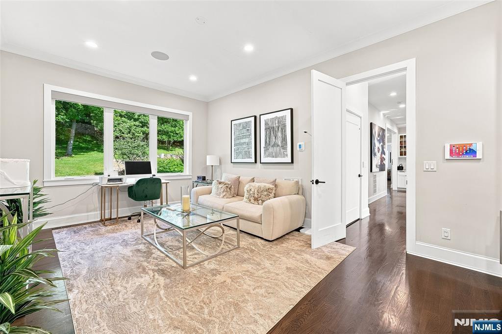 55 Kennedy Drive — photo 17