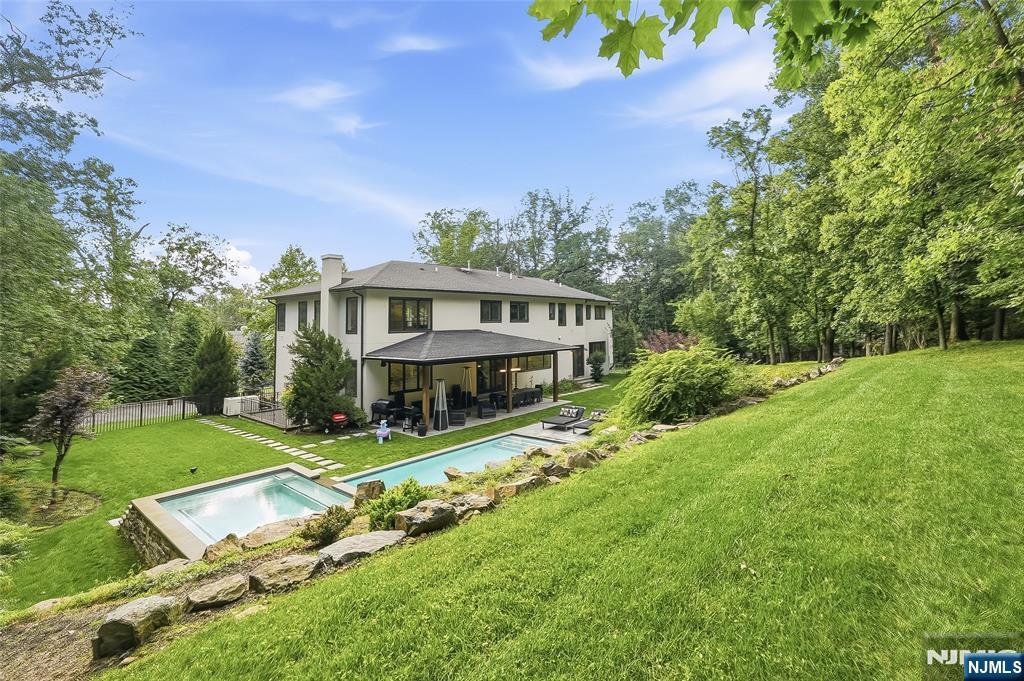 55 Kennedy Drive — photo 45
