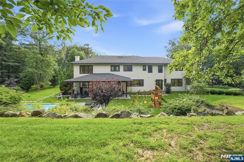 55 Kennedy Drive — photo 46