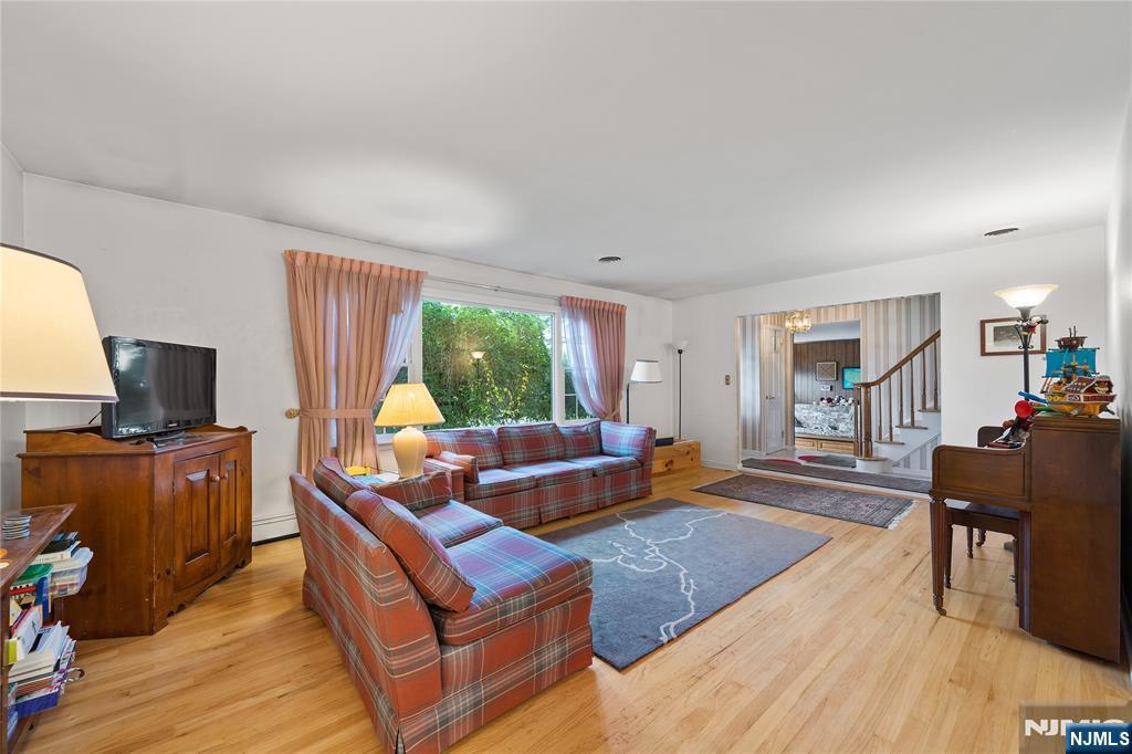 Photo 3 of Single family home for sale at 12 Ryder Rd, Wayne, NJ 07470 | MLS# 26033836 | Listing updated on 2026-09-14