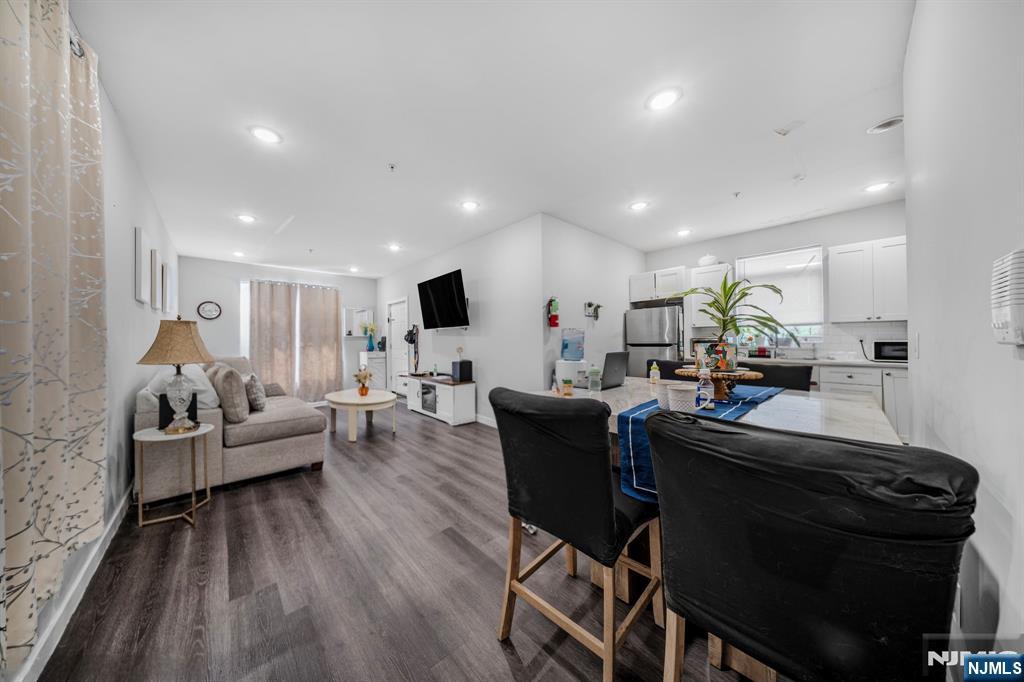 31 12th Avenue - Photo 3