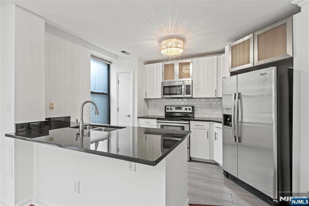 24 Ave At Port Imperial B46 - Photo 2