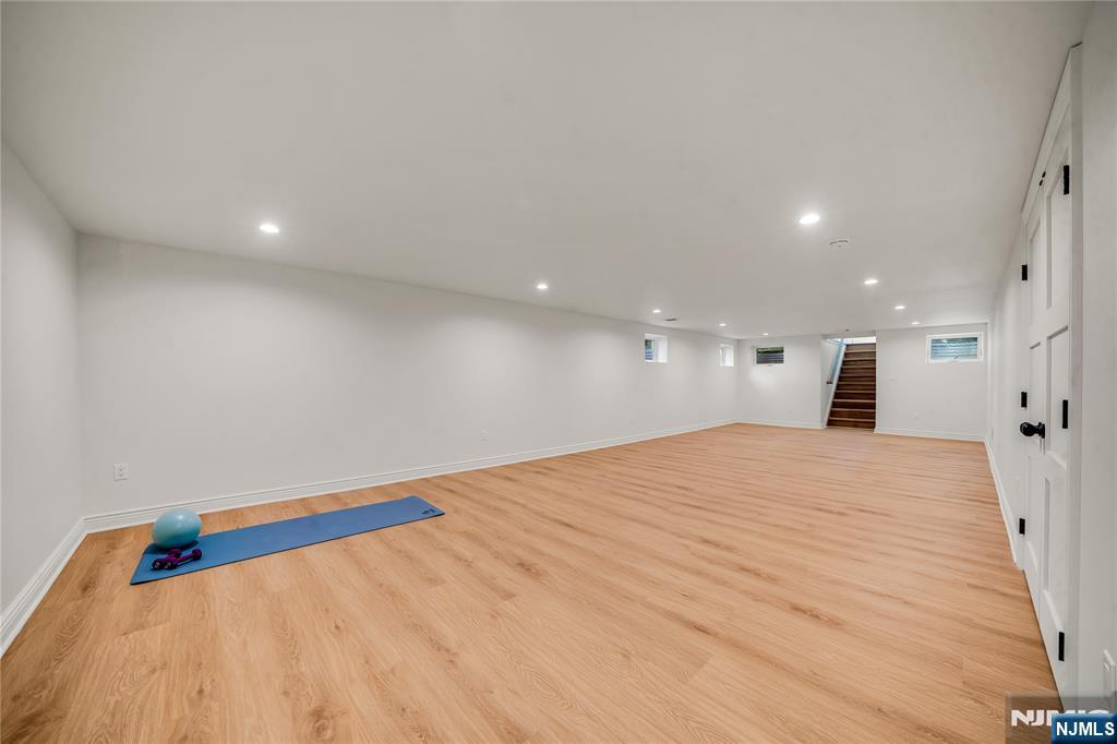 4 Garden Court — photo 33