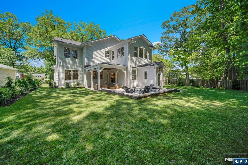 4 Garden Court — photo 34