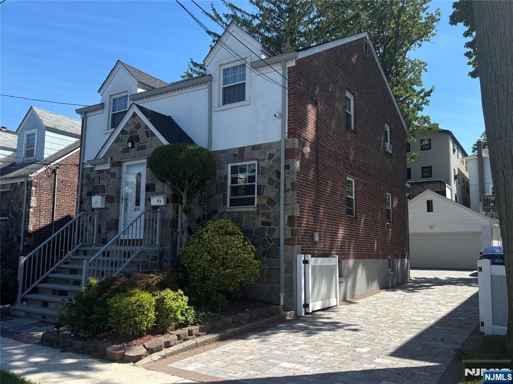 420 8th Street - Photo 1