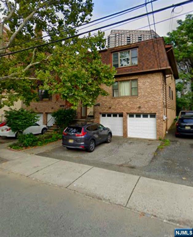 62 Edgewater Place 3 - Photo 1
