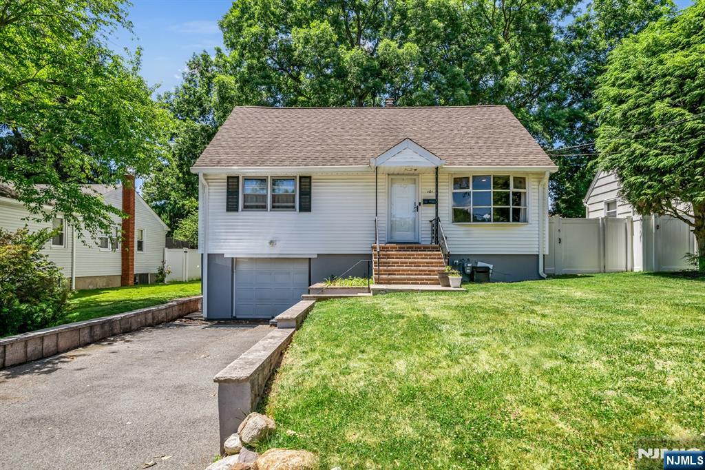 101 Pinecrest Terrace - Photo 1