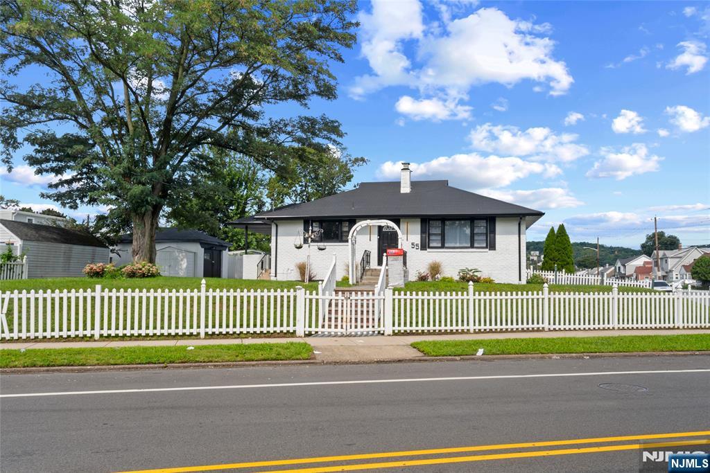 51-57 Totowa Avenue - Photo 3