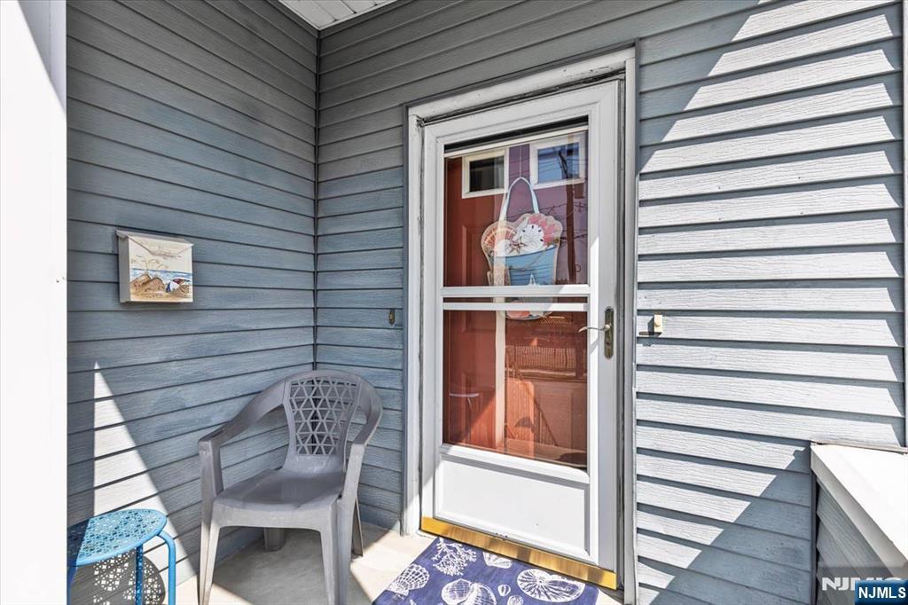 341 Grove Street - Photo 3