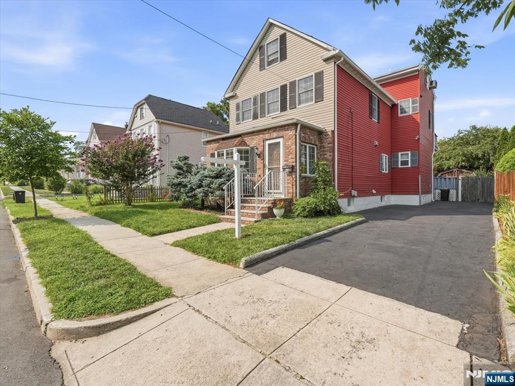 63 Washington Avenue - Photo 1