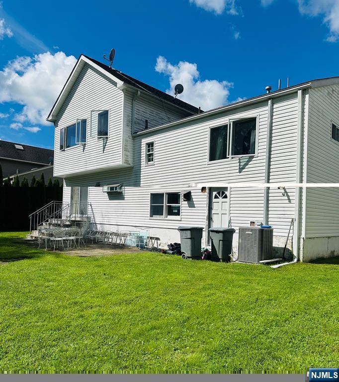 75 Ashby Avenue - Photo 3