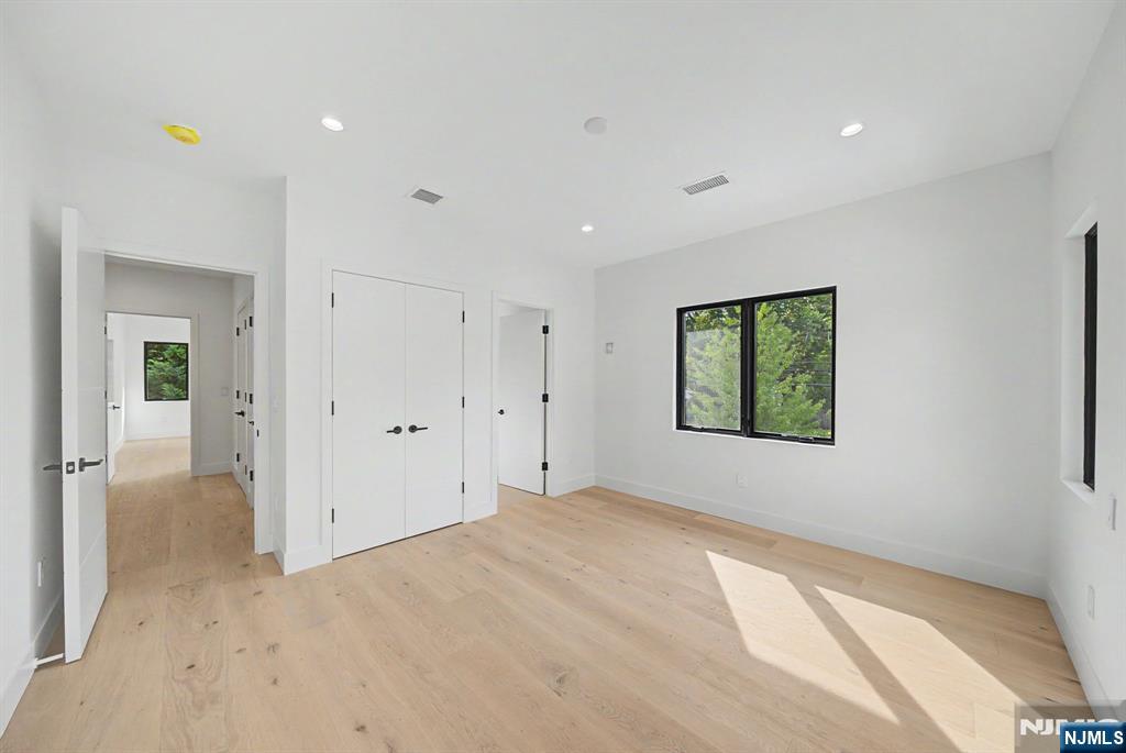 66 Jefferson Avenue — photo 27
