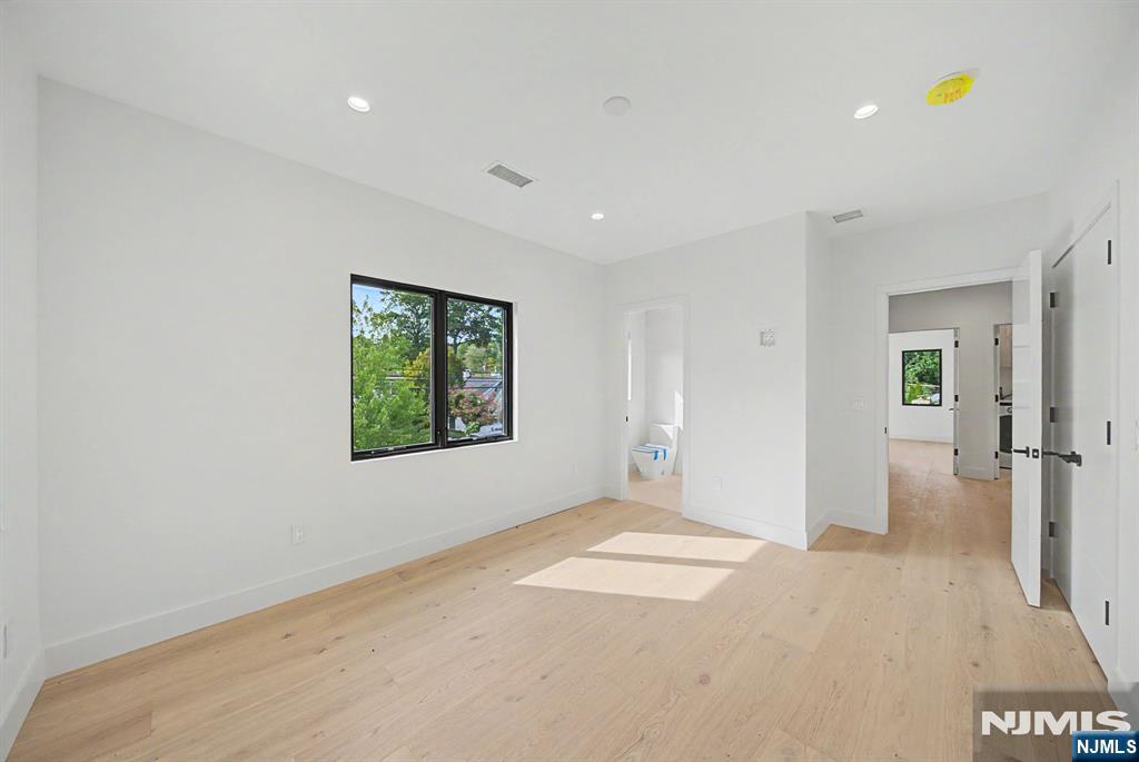 66 Jefferson Avenue — photo 29