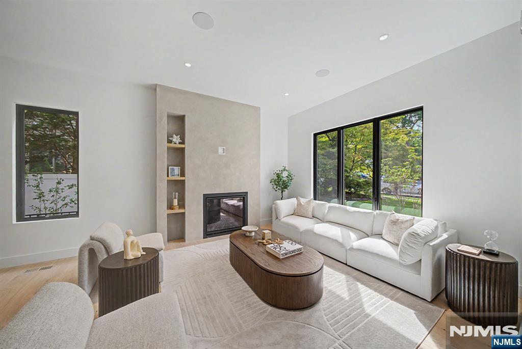 66 Jefferson Avenue - Photo 4