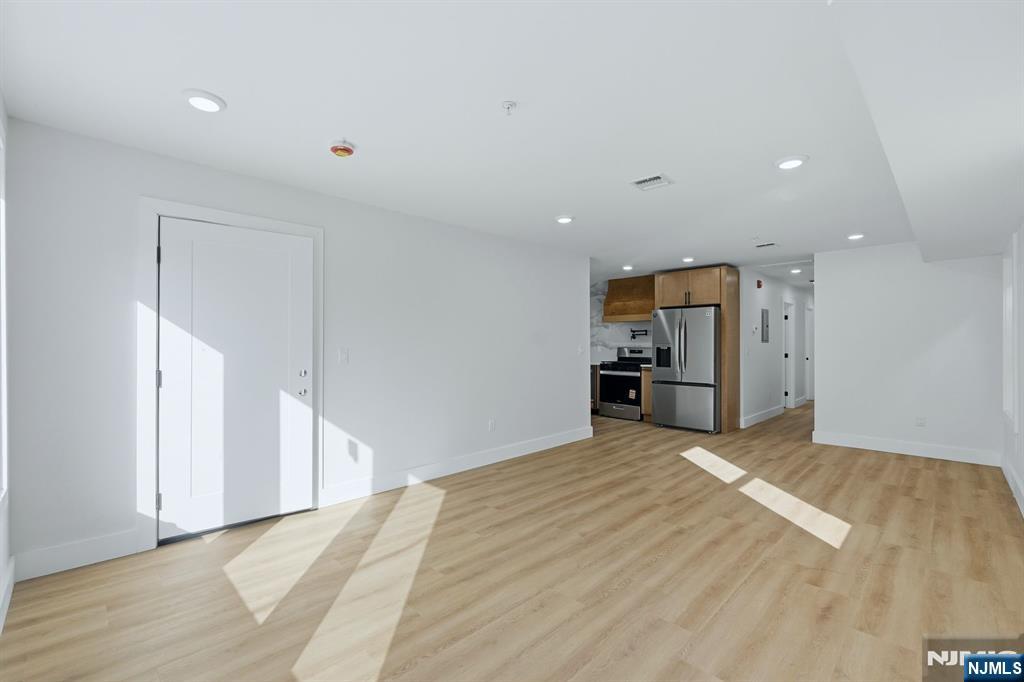 92 Speedway Avenue - Photo 5