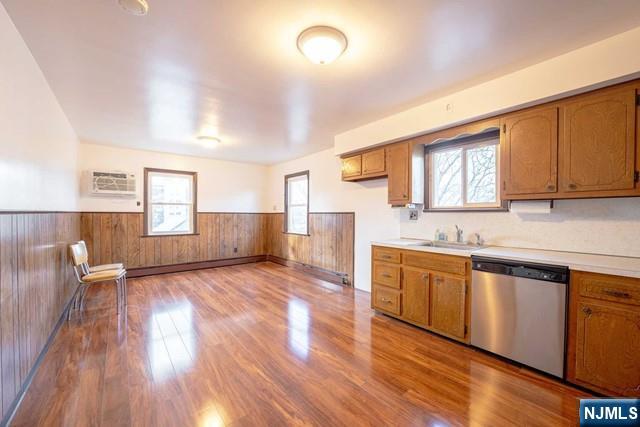 2183 Hudson Street 2nd Fl - Photo 2