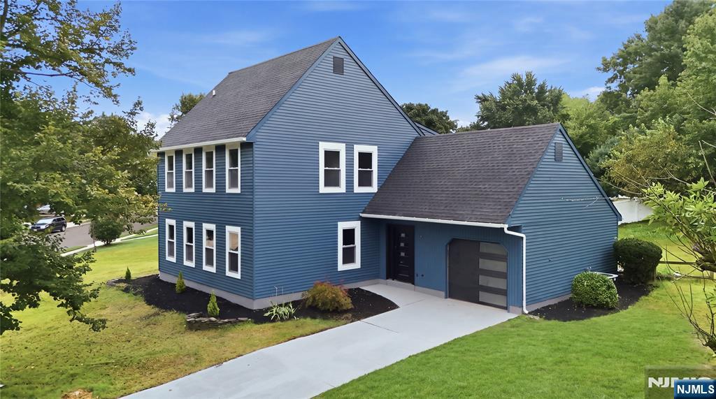 14 Saddle Drive - Photo 1