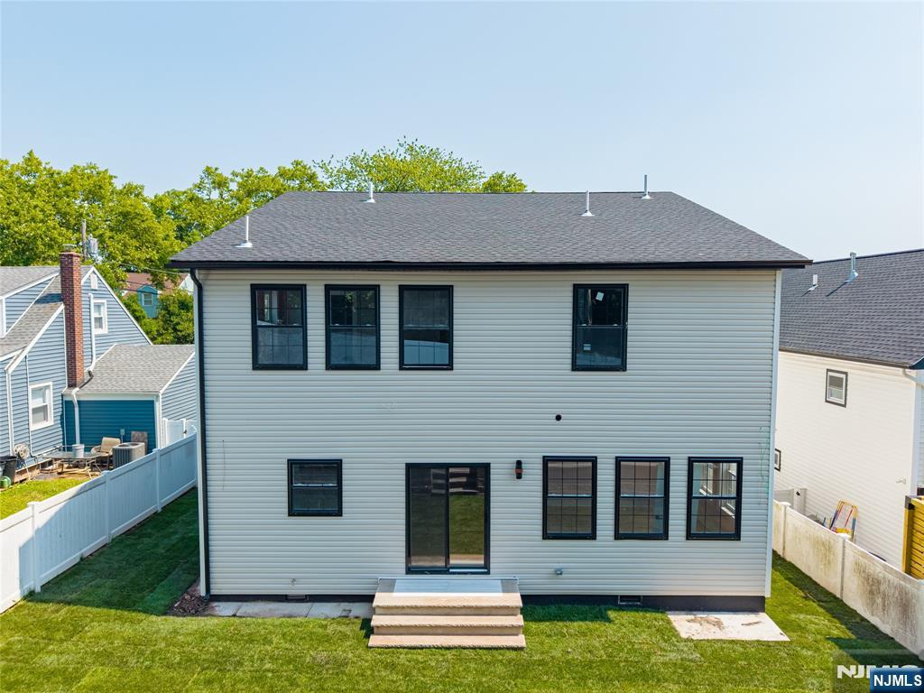 15 Edison Street - Photo 2