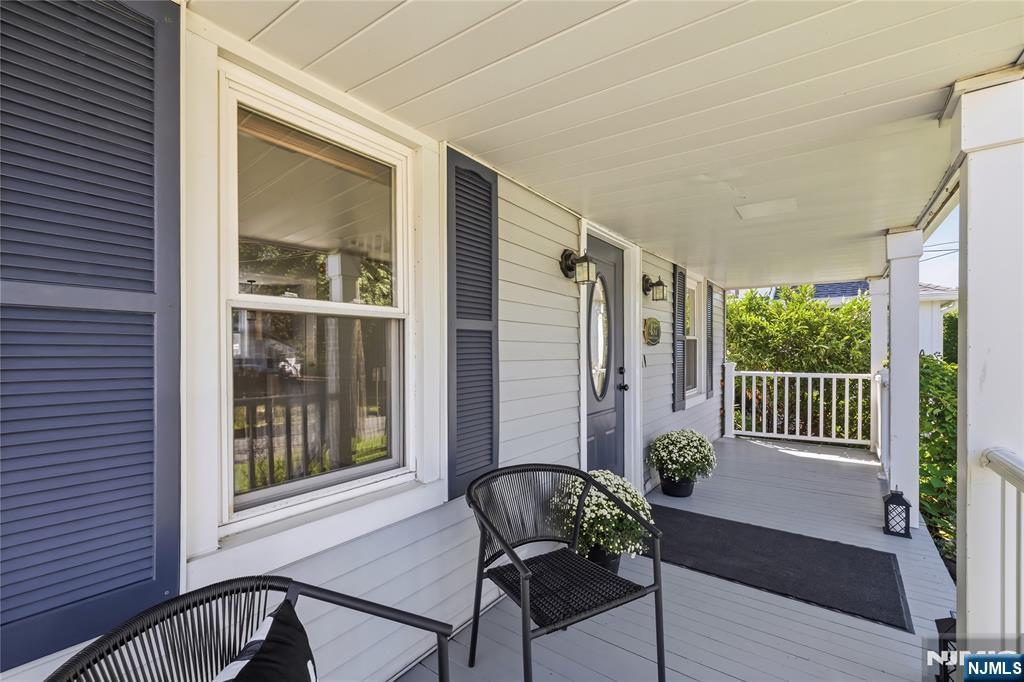 Photo 1 of Single family home for sale at 437 4th Avenue, Westwood, NJ 07675 | MLS# 26033967 | Listing updated on 2026-09-17