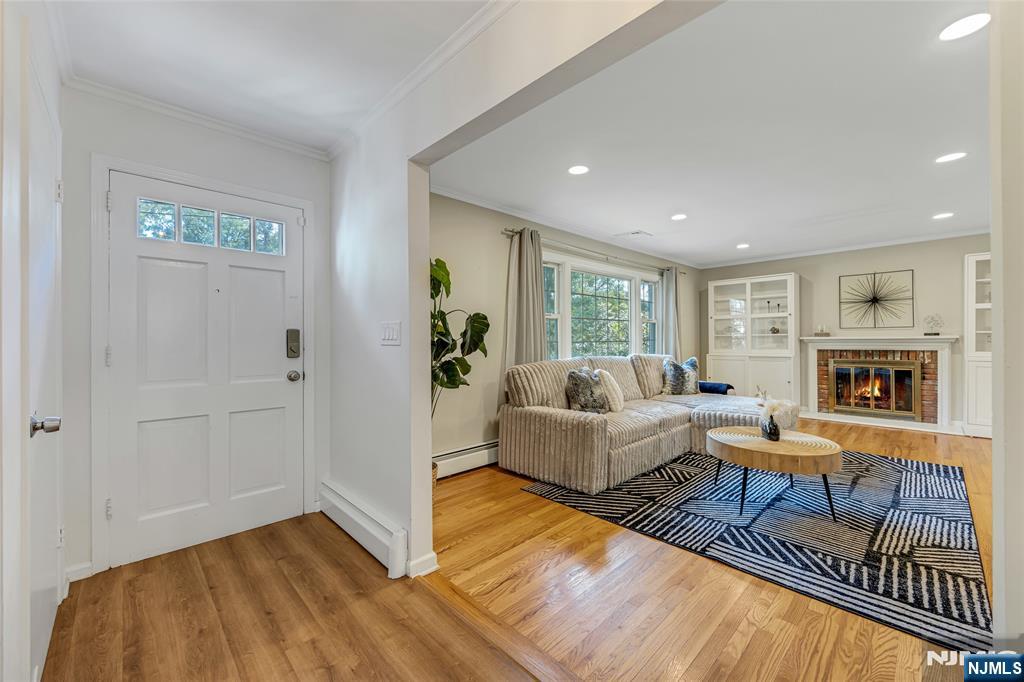 9 Edgewood Avenue - Photo 5
