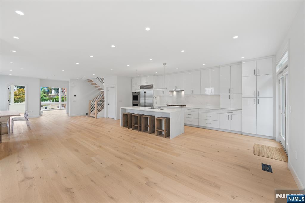 13 Lasher Lane — photo 15