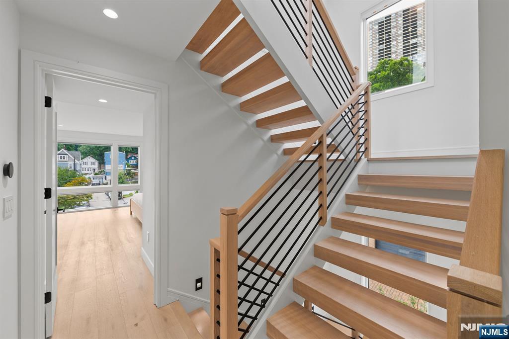 13 Lasher Lane — photo 37