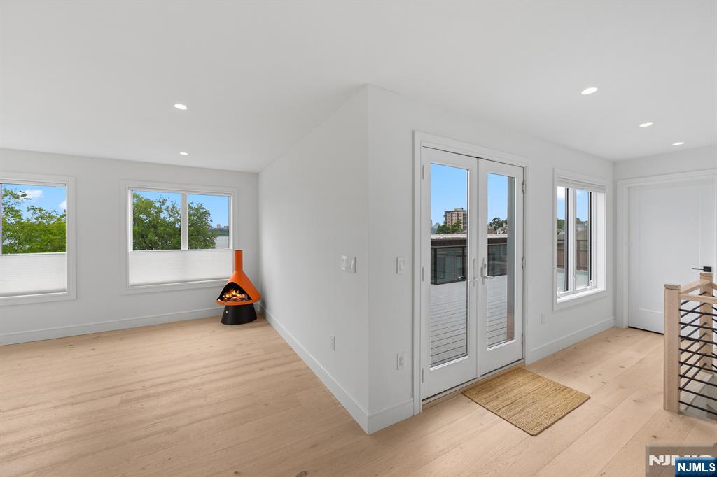 13 Lasher Lane — photo 40