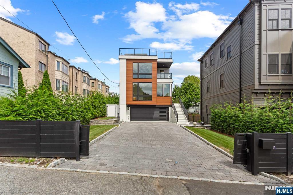 13 Lasher Lane — photo 7