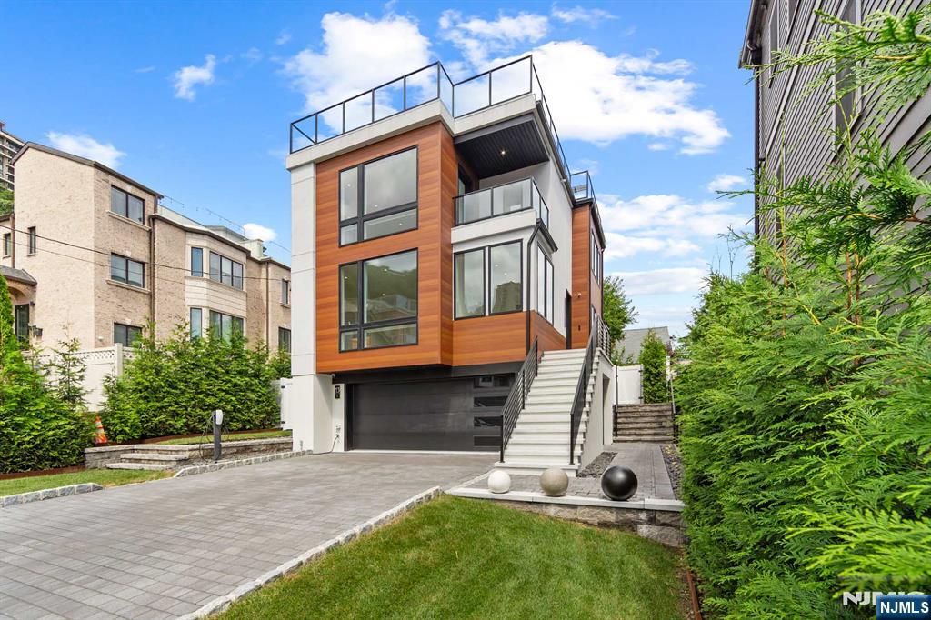 13 Lasher Lane — photo 8