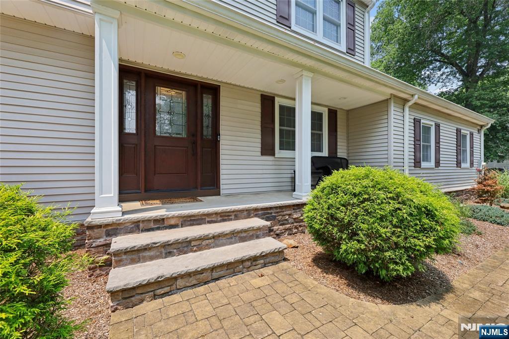 53 Van Blarcom Lane - Photo 2