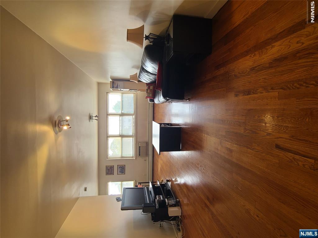 Listing Photo 4 - Condo for sale in building located at 2200 Ctr Ave, Fort Lee, NJ 07024 - Unit #E6