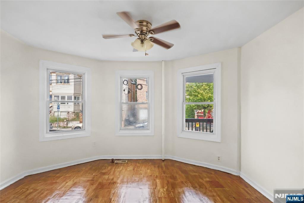 27 Triton Terrace - Photo 5