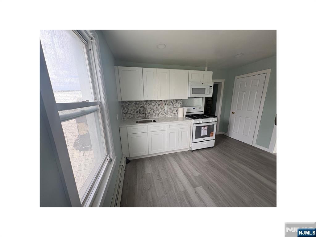 93 Highland Street 3 - Photo 3